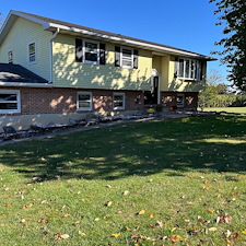 Rejuvenating-old-and-dated-aluminum-siding 0